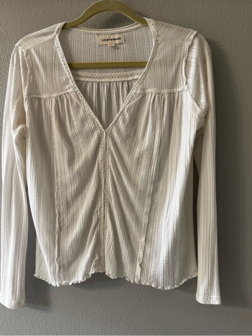 Lucky Brand Off-white Long Sleeve V-Neck Peasant Top